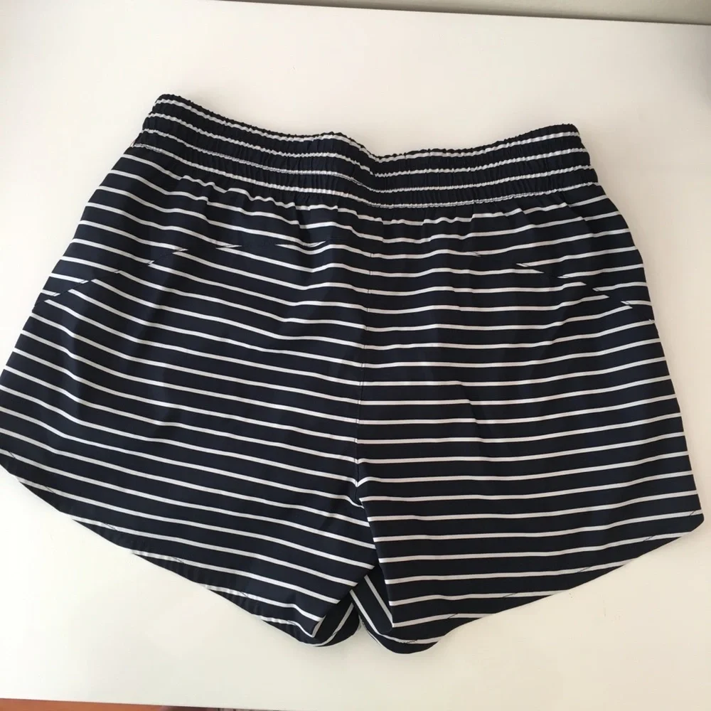 Athleta Racer Run Short - Picture 3 of 6
